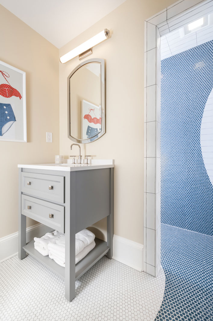 custom bathroom interior design