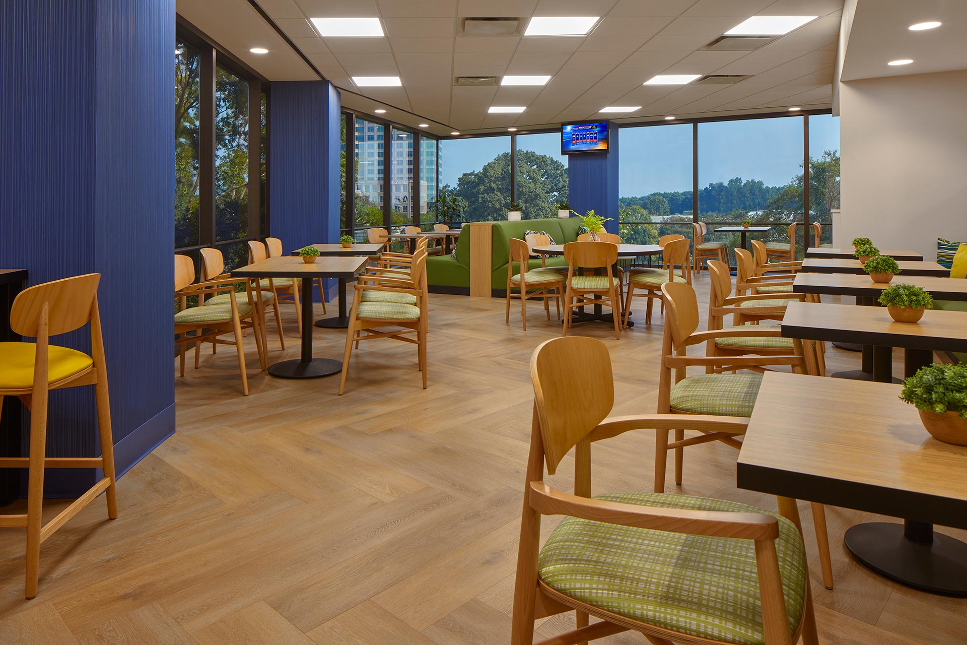 custom commercial cafe interior design