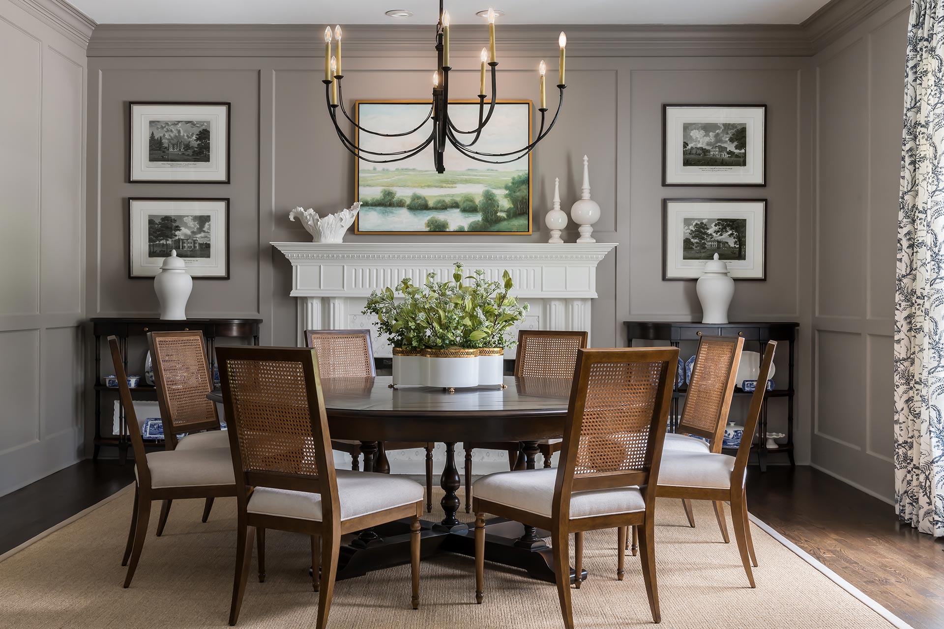 custom dining room interior design
